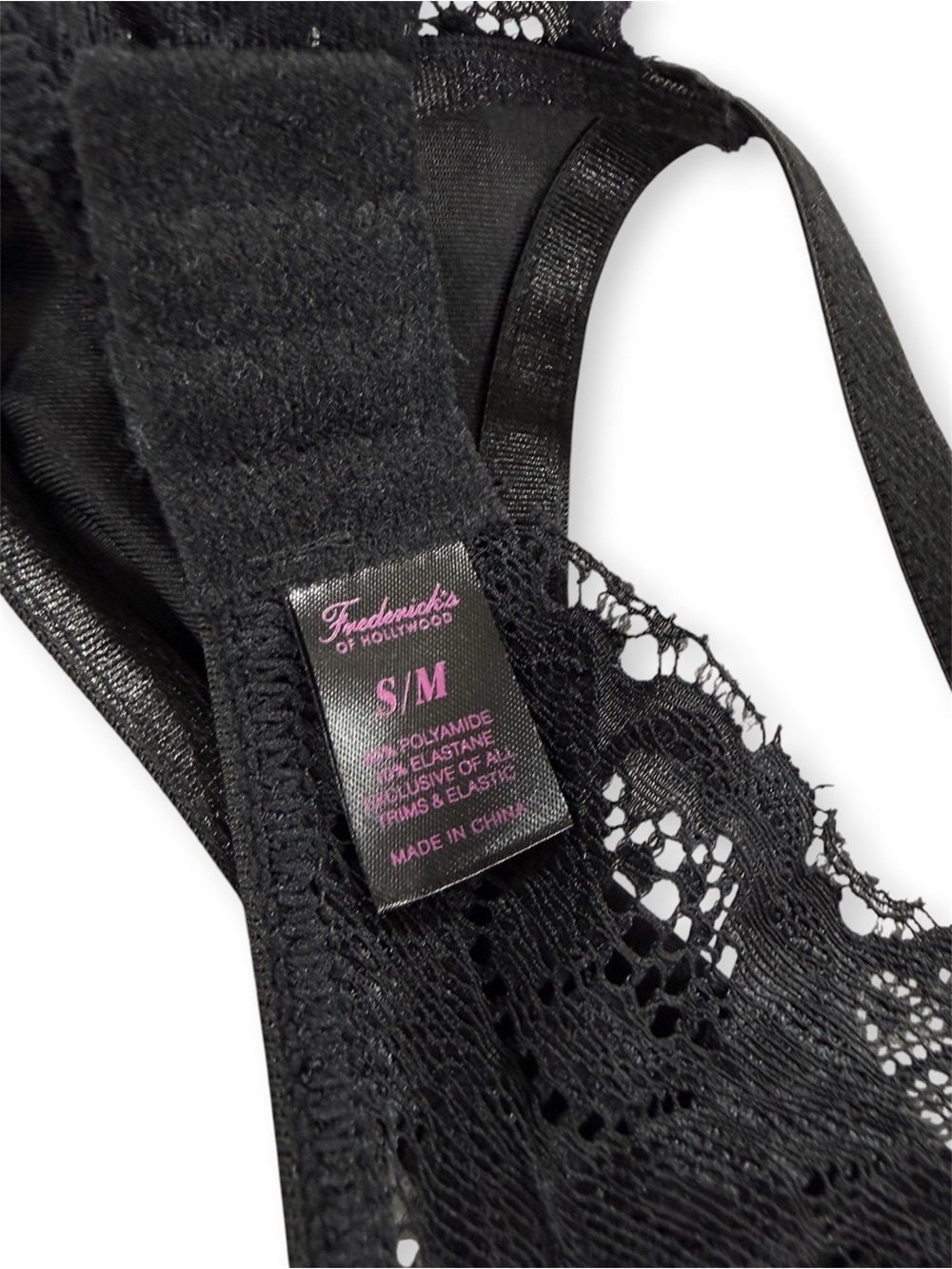 NWT Fredericks of Hollywood Black Lace Garter Belt with Satin Trim - Size S/M - Picture 5 of 5